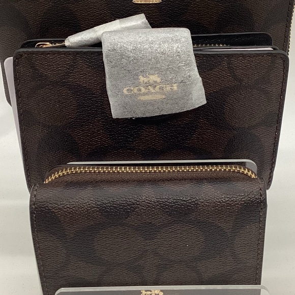 2143. Coach Bi-Fold Wallet Brown/Black Gold Signature Leather NWT - Picture 6 of 7